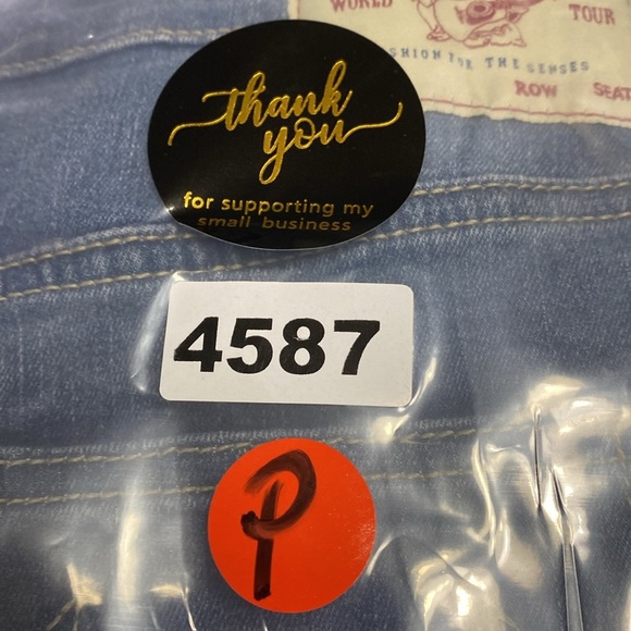 True Religion NEW Maisie Indie Sleeze High Rise Raw Hem Denim Shorts Size 28 - Picture 13 of 14